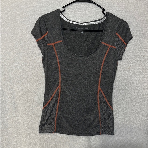Gianni Bini Tops - Gianni Bini Charcoal and Tangerine Short Sleeve Tee